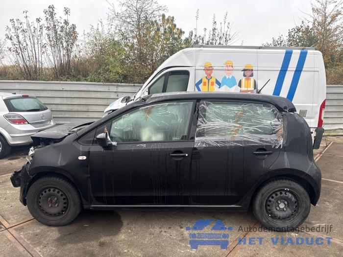 Volkswagen Up! 1.0 12V 60 Skrotfordon (2015, ZWART)