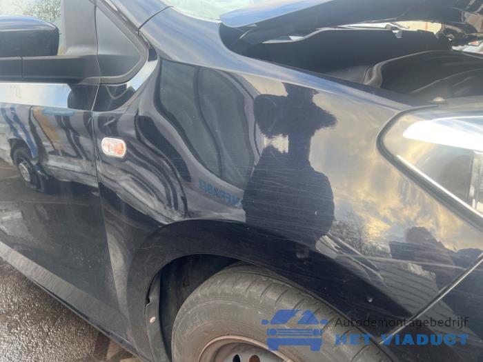 Volkswagen Up! 1.0 12V 60 Skrotfordon (2015, ZWART)