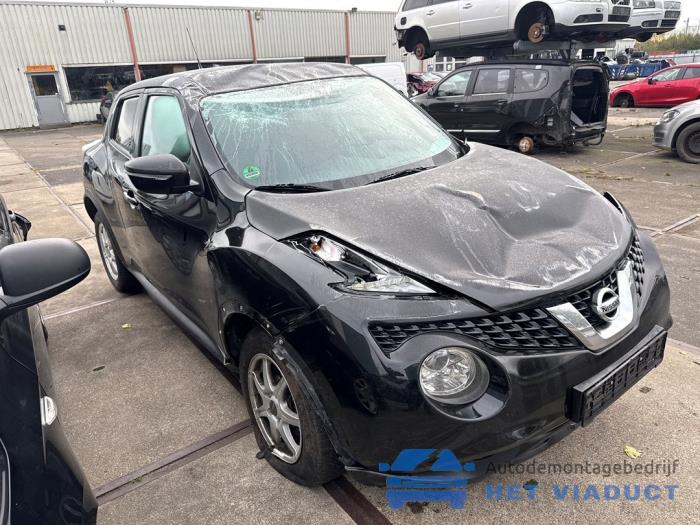 Nissan Juke 1.6 16V Skrotfordon (2015, ZWART)