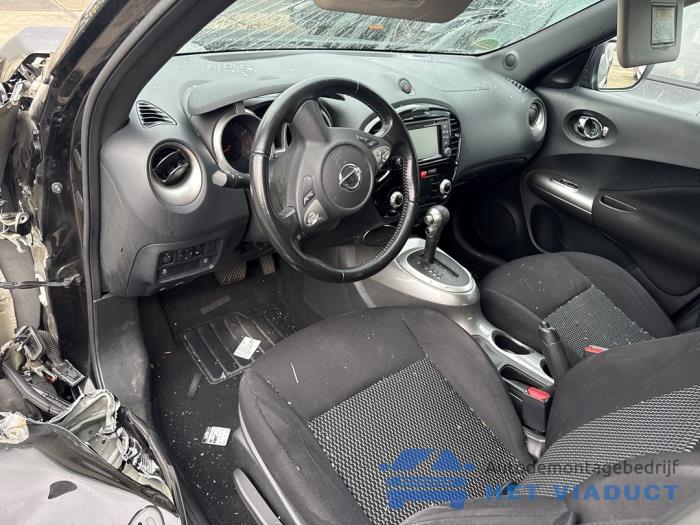 Nissan Juke 1.6 16V Skrotfordon (2015, ZWART)