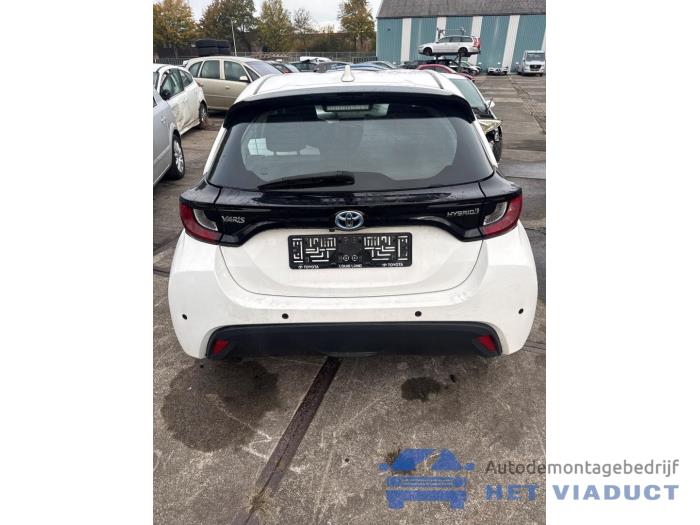 Toyota Yaris IV 1.5 12V Hybrid 115 Sloopvoertuig (2020, Wit)