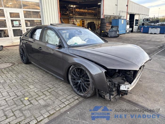 Audi A8 4.2 TDI V8 32V Quattro Skrotfordon (2016, GRIJS)