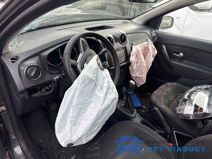 Dacia Sandero II 1.0 Sce 12V Sloopvoertuig (2018, Zwart)