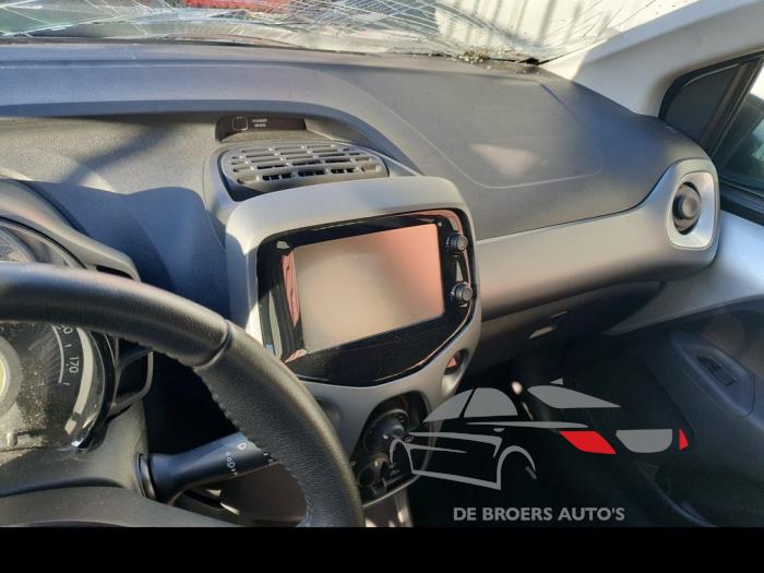 Toyota Aygo 1.0 12V VVT-i Sloopvoertuig (2019, Grijs)