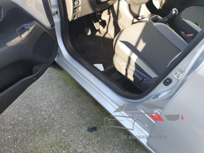 Toyota Aygo 1.0 12V VVT-i Sloopvoertuig (2019, Grijs)