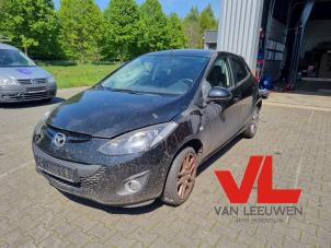 Mazda 2 1.3 16V MZR  (Épave)