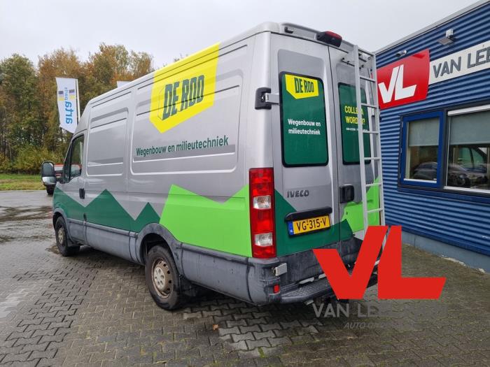 Iveco New Daily VI 35C17, 35S17, 40C17, 50C17, 65C17, 70C17 Schadevoertuig (2014)