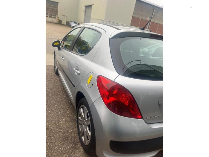 Peugeot 207/207+ 1.6 16V VTi Skrotfordon (2008, GRIJS)