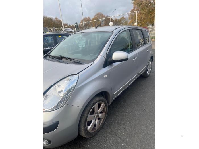 Nissan Note 1.6 16V Skrotfordon (2007, GRIJS)