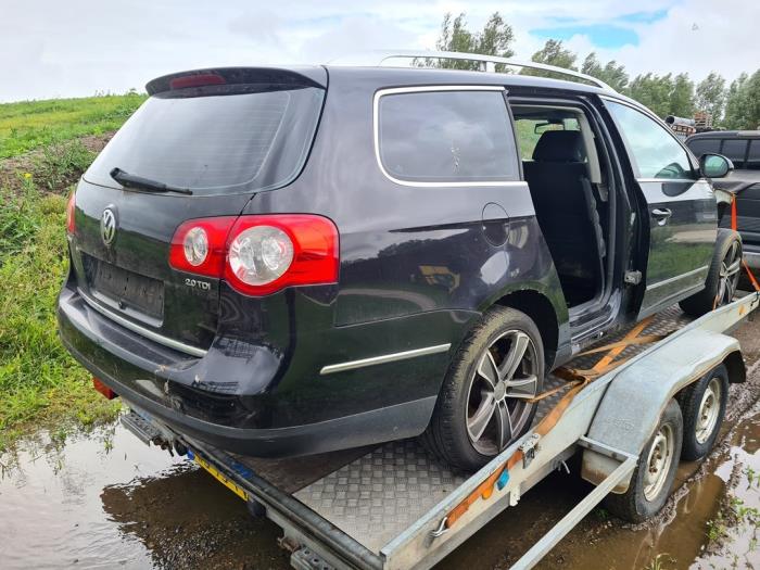 Volkswagen Passat Variant 2.0 TDI 140 4Motion Sloopvoertuig (2008, Zwart)