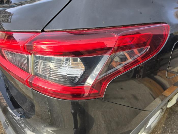 Nissan Qashqai 1.2 DIG-T 16V Skrotfordon (2018, ZWART)