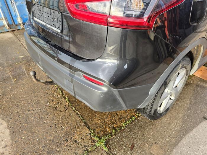 Nissan Qashqai 1.2 DIG-T 16V Skrotfordon (2018, ZWART)