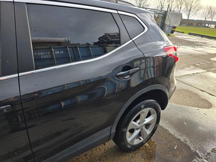 Nissan Qashqai 1.2 DIG-T 16V Skrotfordon (2018, ZWART)