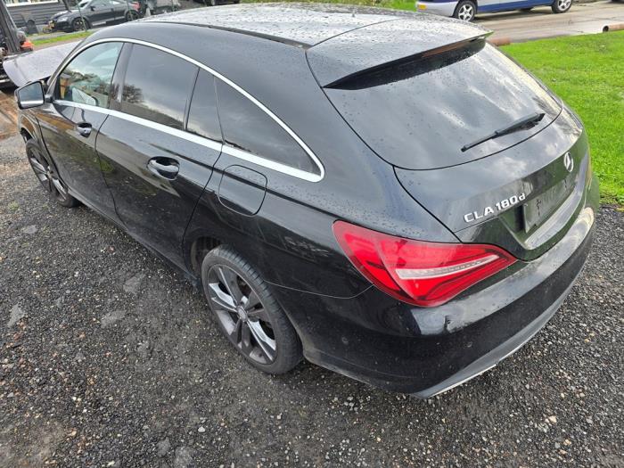 Mercedes CLA Shooting Brake 1.5 CLA-180 d 16V Sloopvoertuig (2016)