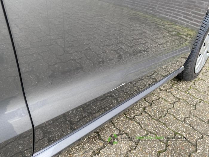 Volkswagen Polo V 1.4 16V Skrotfordon (2010, GRIJS)