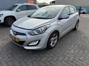 Hyundai i30 1.6 GDI Blue 16V  (Skrot)