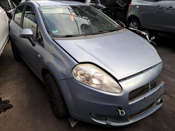 Fiat Punto Sloopvoertuig (2007, Licht, Blauw)